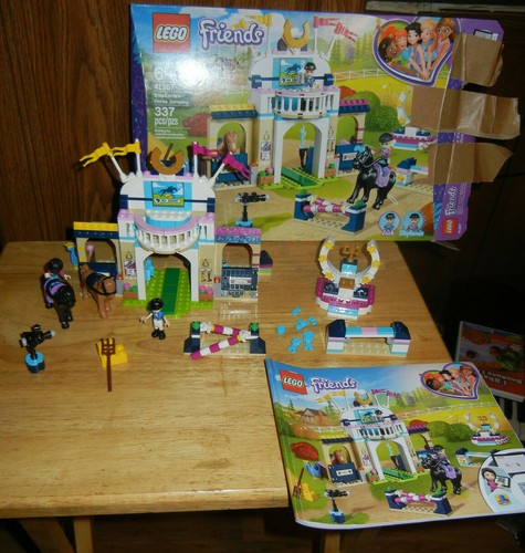 Lego stephanie horse - lego, jumping